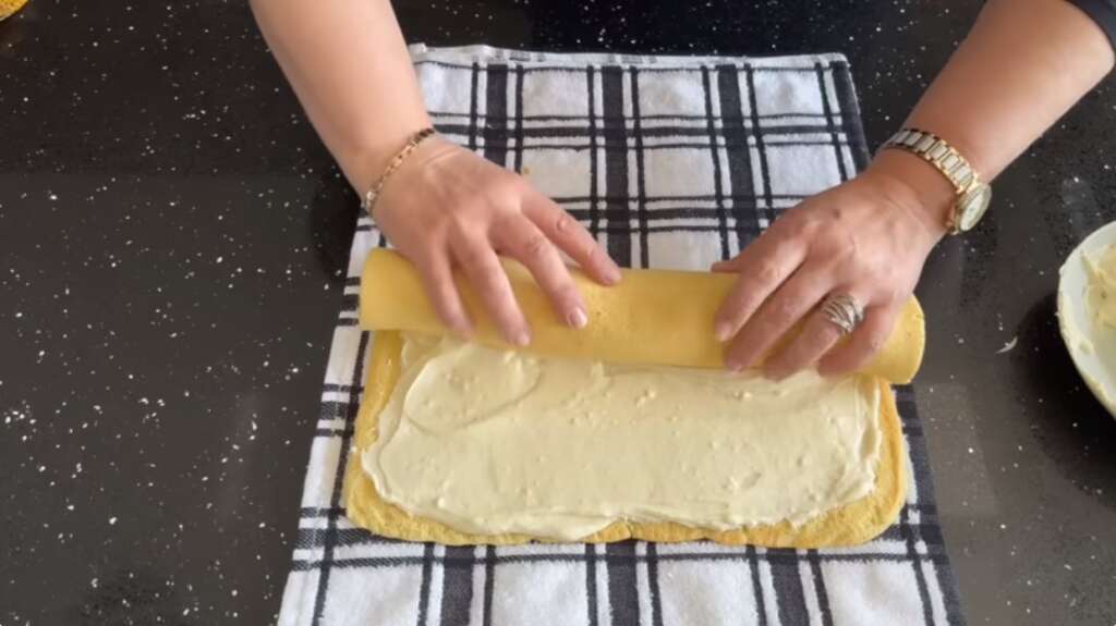 kremalı rulo pasta