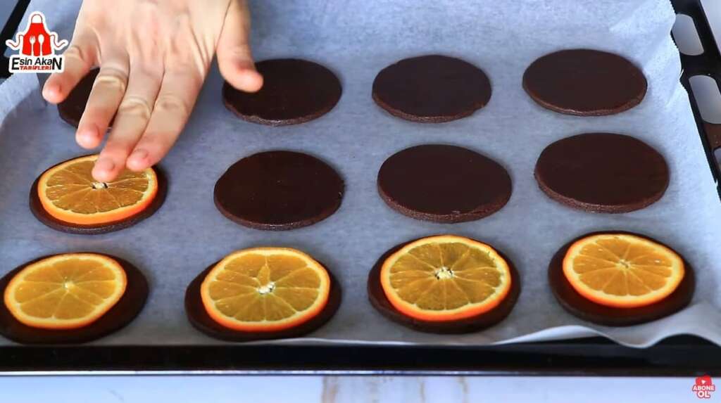 portakal dilimli çikolatalı kurabiye